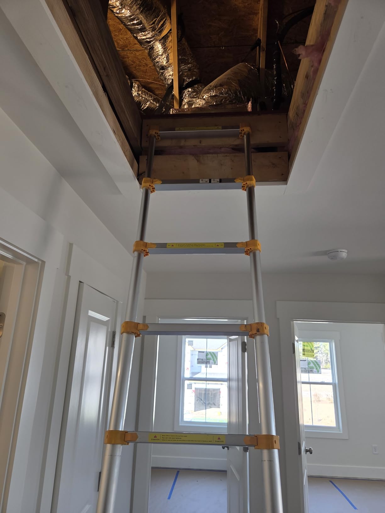 Telescoping Extension Ladder 12.5FT, Aluminum Telescopic Ladders with Carry Bag for Outdoor Indoor Use customer photo 2