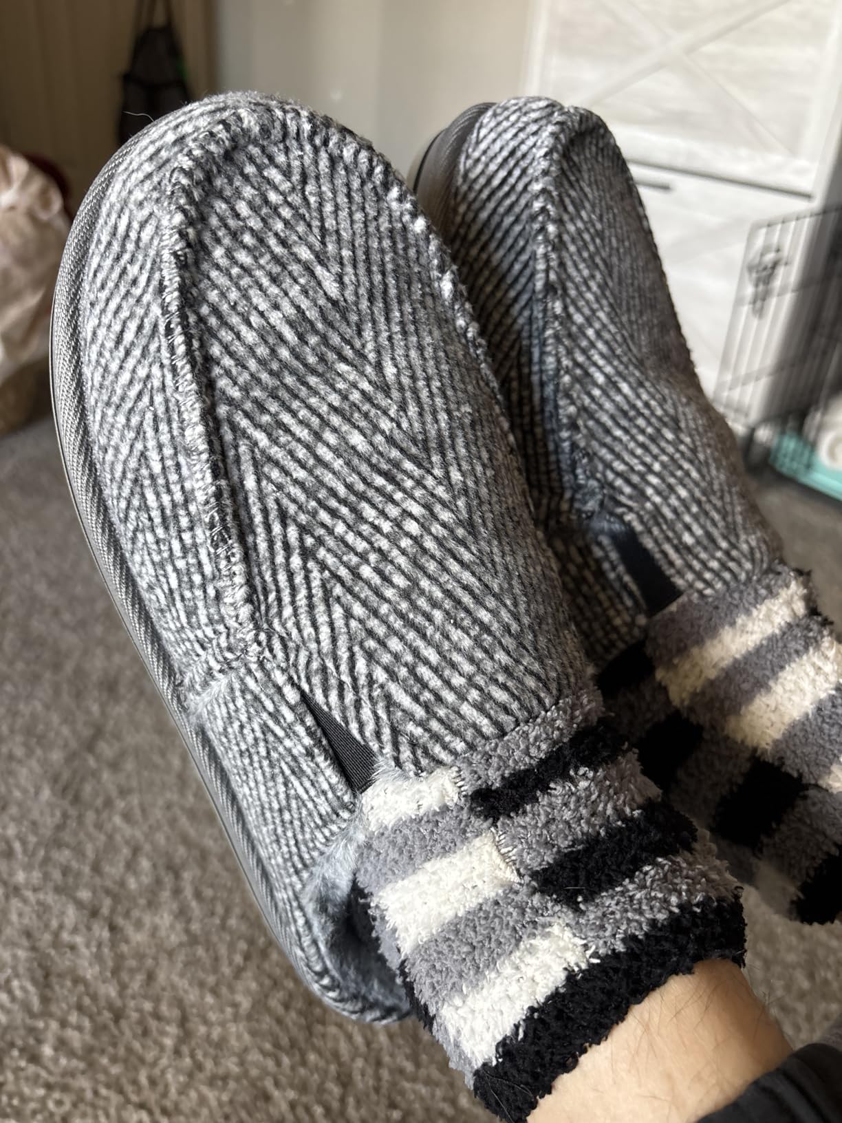 ONCAI Mens Clog Slippers with Arch Support Stripe Faux Fur Cotton-Blend High-Density Memory Foam Warm House Slippers Slip-on Indoor Outdoor Rubber Sole Size 7-16 customer photo 2