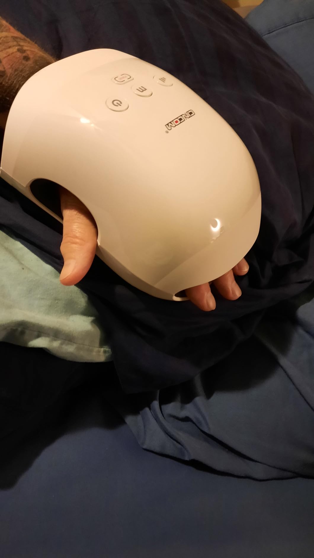 CINCOM Cordless Hand Massager with Heat and Compression, Black customer photo 1
