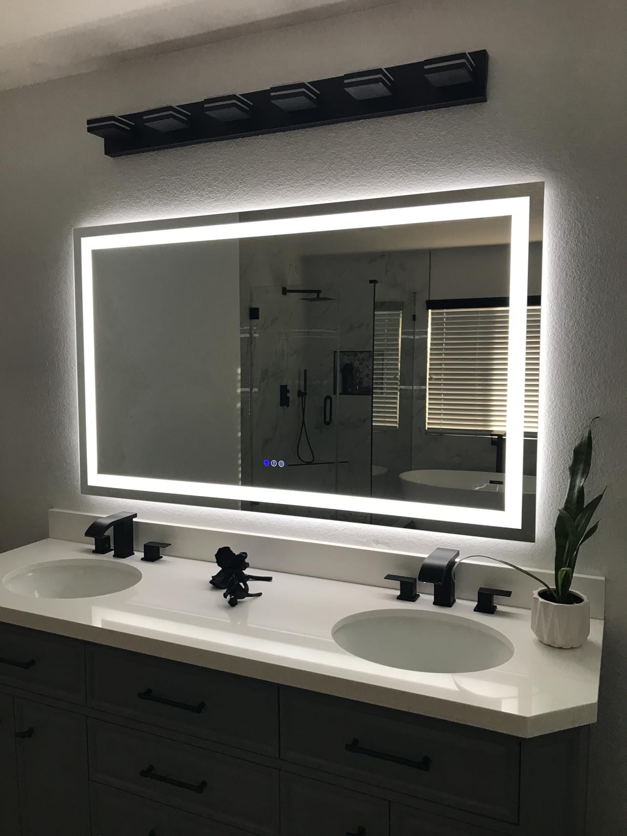 60x36 LED Bathroom Mirror with Lights, Lighted Vanity Mirror customer photo 1