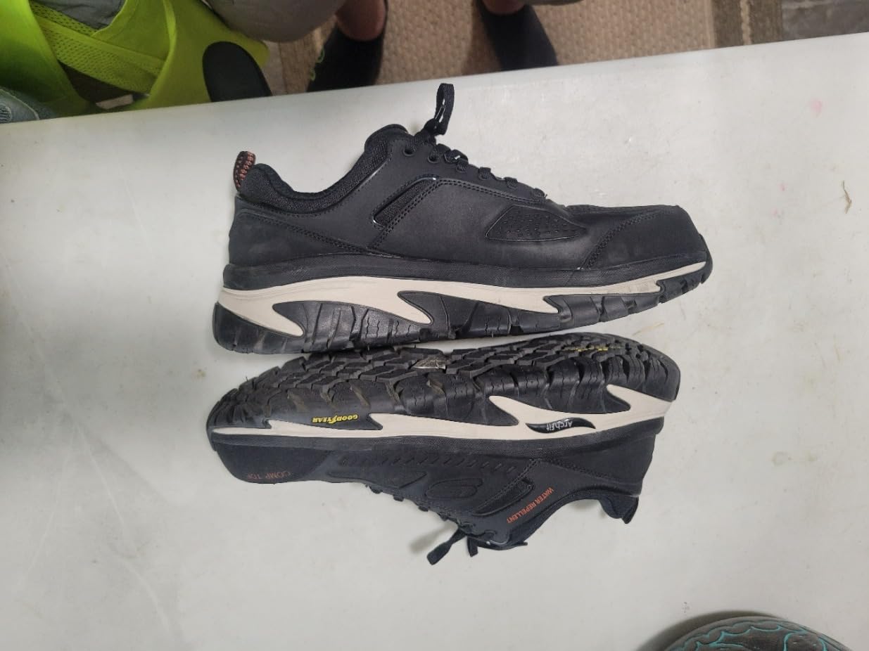 Skechers Men's Arch Fit Walker Raylan customer photo 1