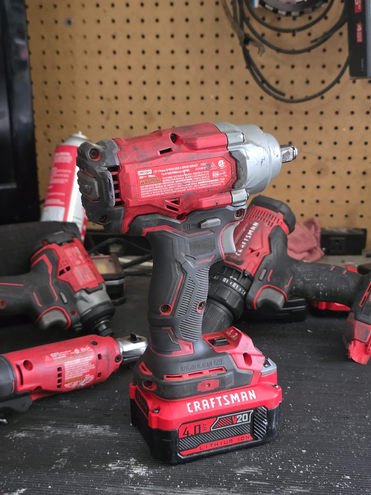 CRAFTSMAN V20 Cordless Impact Wrench, 1/2 inch, Bare Tool Only (CMCF921B) customer photo 2