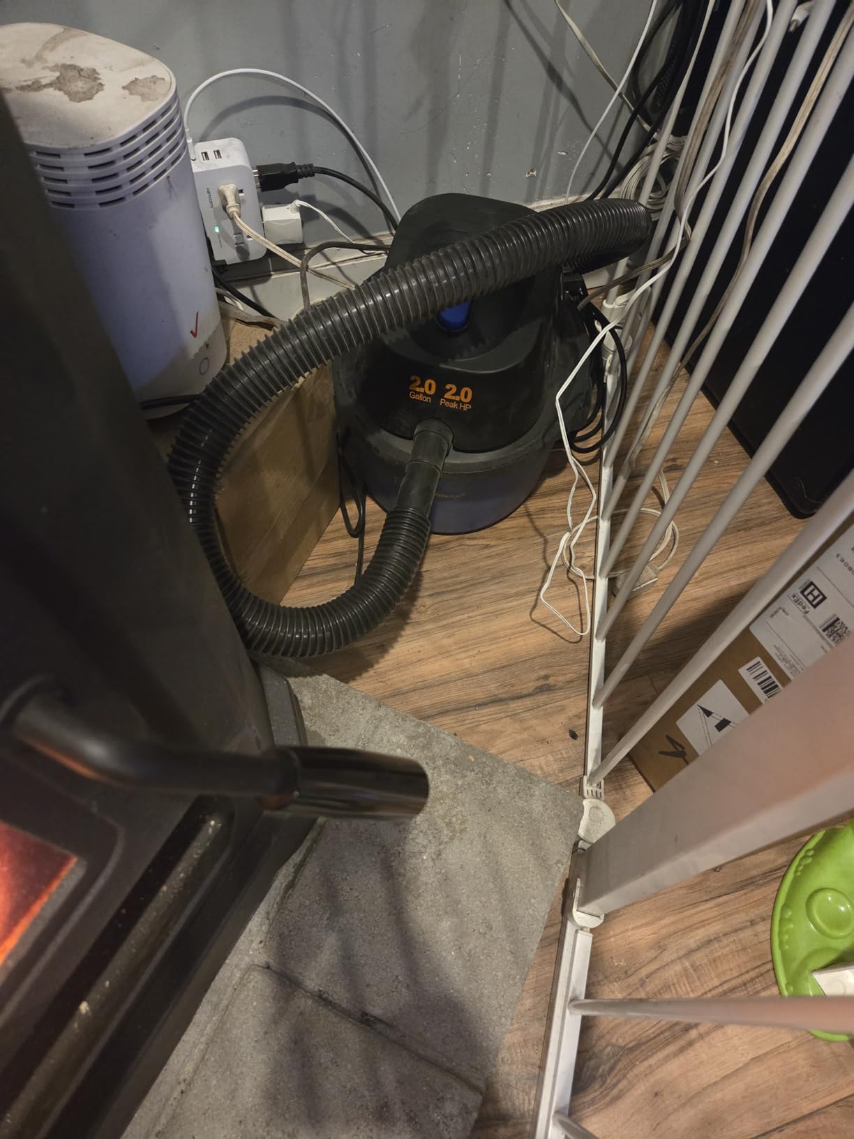 Koblenz WD-2L Wet Dry Vacuum Cleaner, Home Car Garage Workshop, 2.0 PHP | 60 CFM, 10 Ft Reach, Twist-N-Lock Hose, Small Shop Vac, Portable Shop Vac for Home Car Garage Workshop, Accessories Included customer photo 2