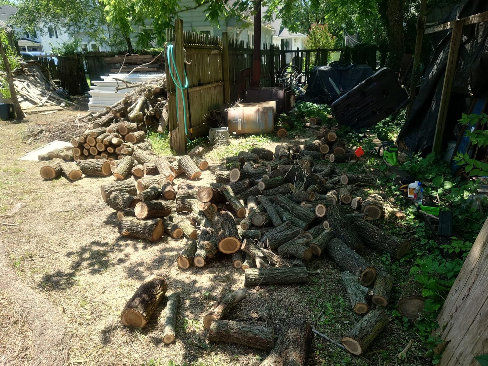 Greenworks 40V 18 in Cordless Electric Chainsaw, 8.0 Ah Battery and Charger customer photo 2