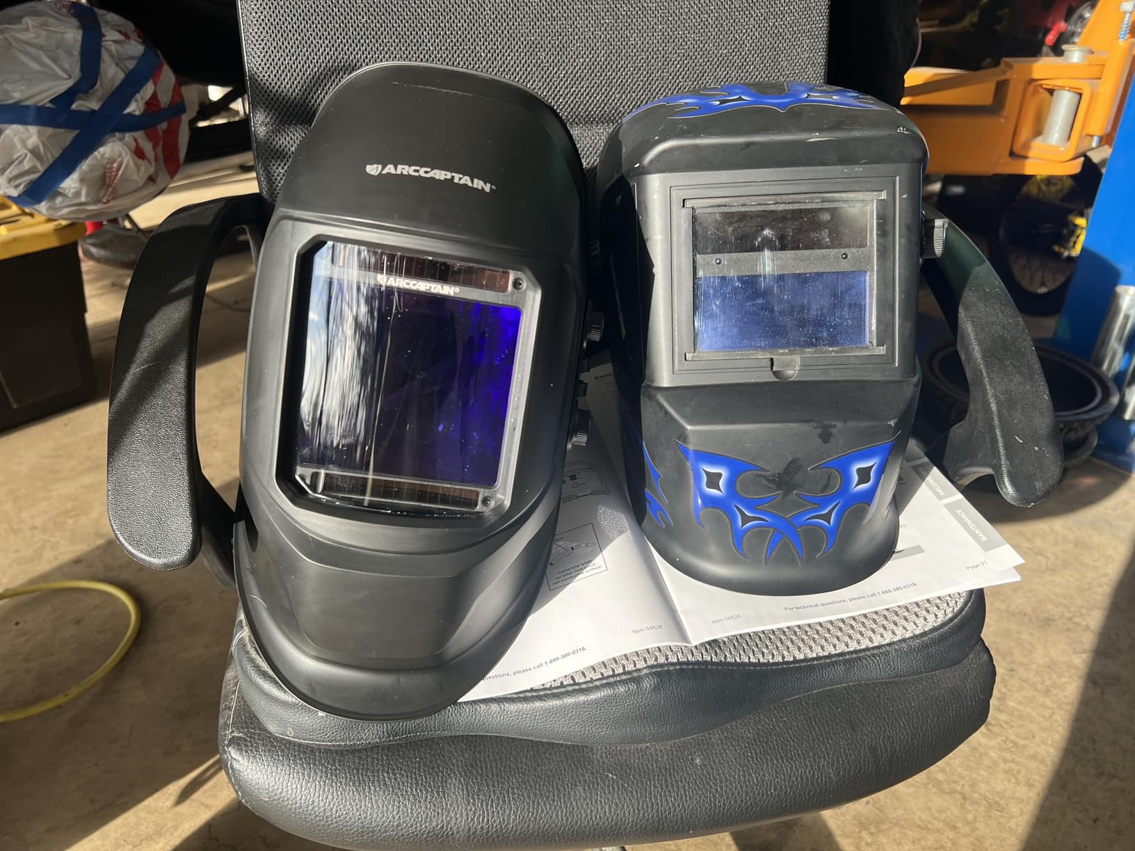 ARCCAPTAIN Auto Darkening Welding Helmet, 3.94
