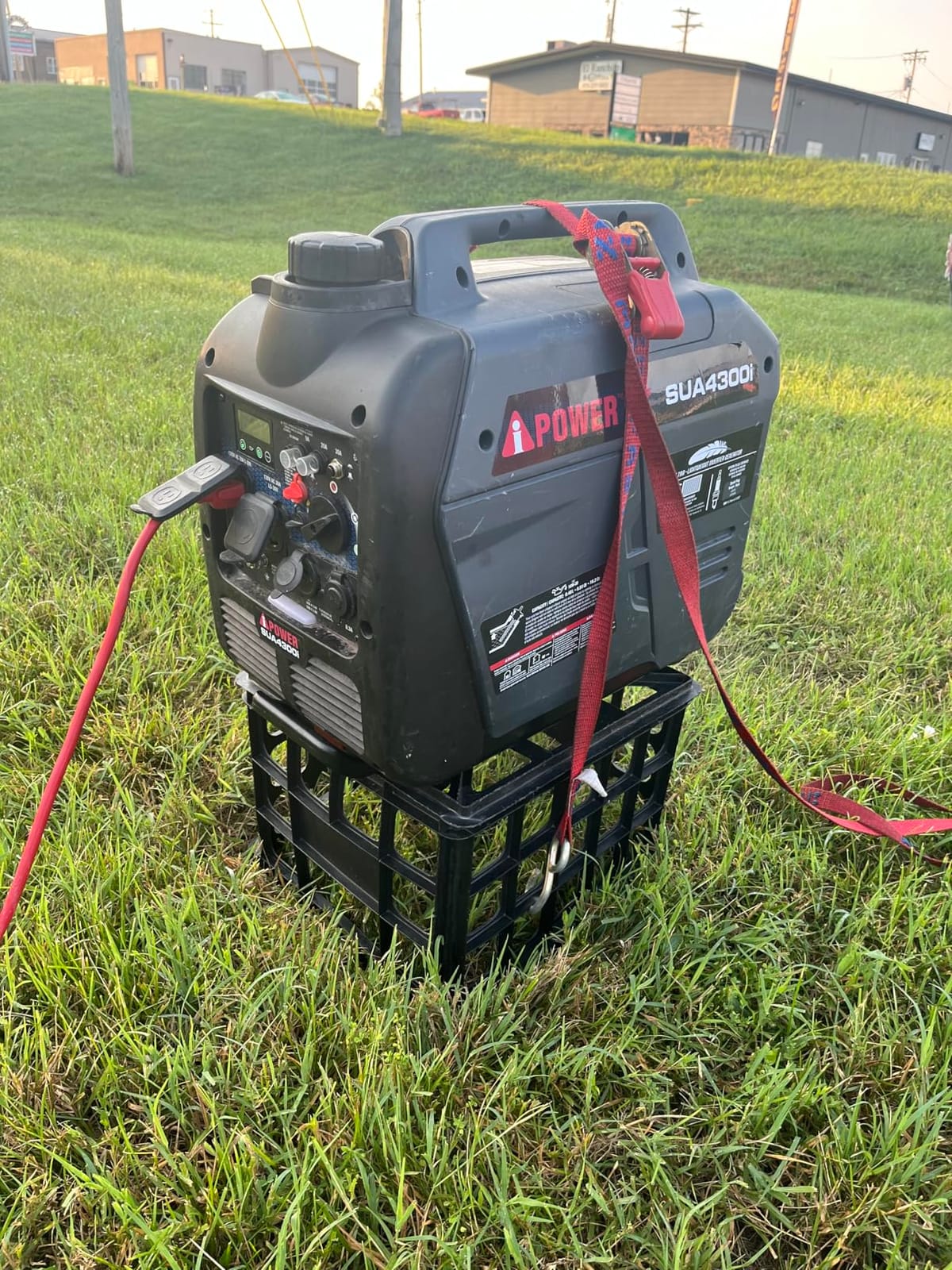 A-iPower 7600W Gas Propane Inverter Generator, Electric Start RV Ready customer photo 1