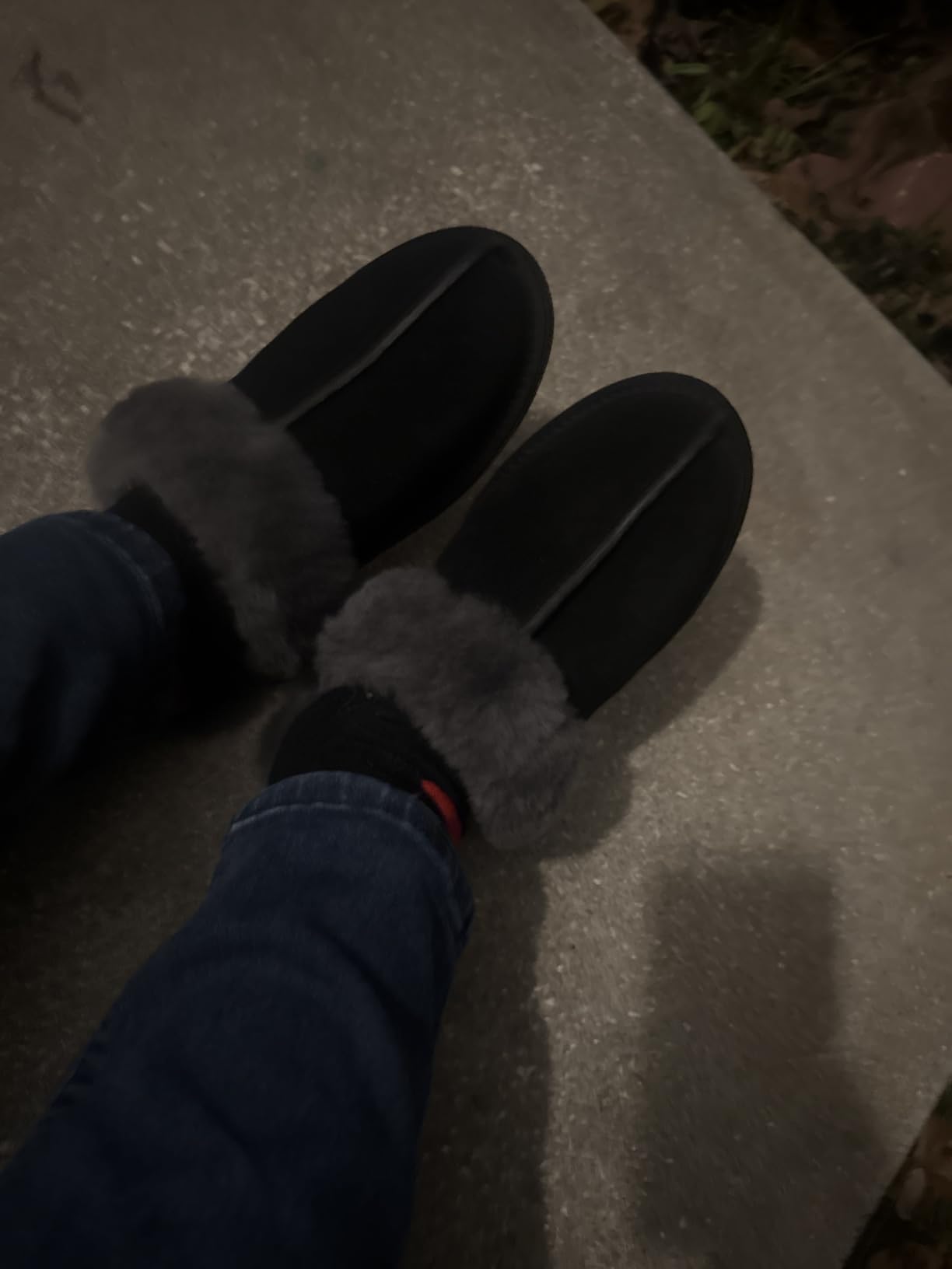 UGG Women's Scuffette II Slipper customer photo 2