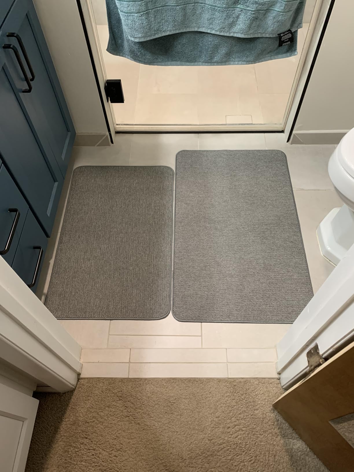 Bath Mat,Ultra Thin Bathroom Rugs,Rubber Bath Mats for Bathroom,No Slip Bath Rugs,Quick Dry,Machine Washable,Low Pile,Absorbent,Shower Outside,Sink,Home Decor Accessories.Beige,1'5