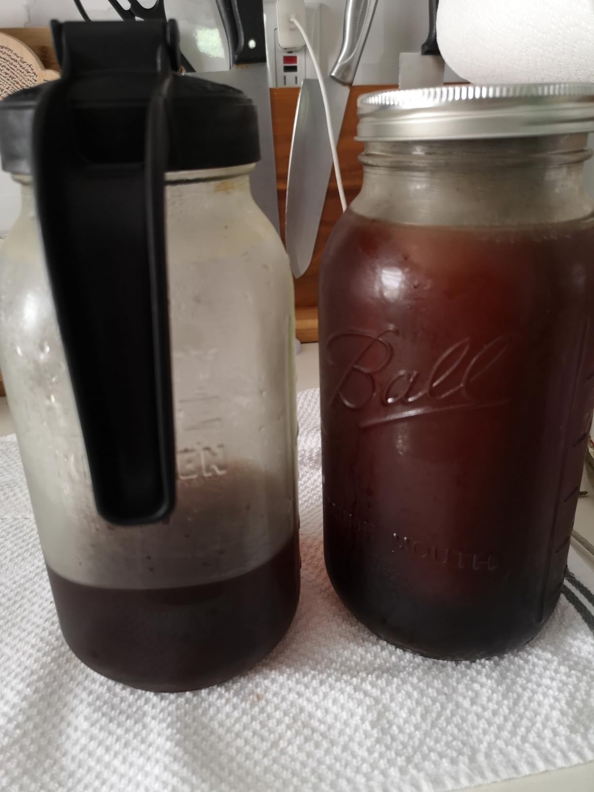 County Line Kitchen 64oz Cold Brew Coffee Maker with Leak Proof Lid - Black customer photo 2