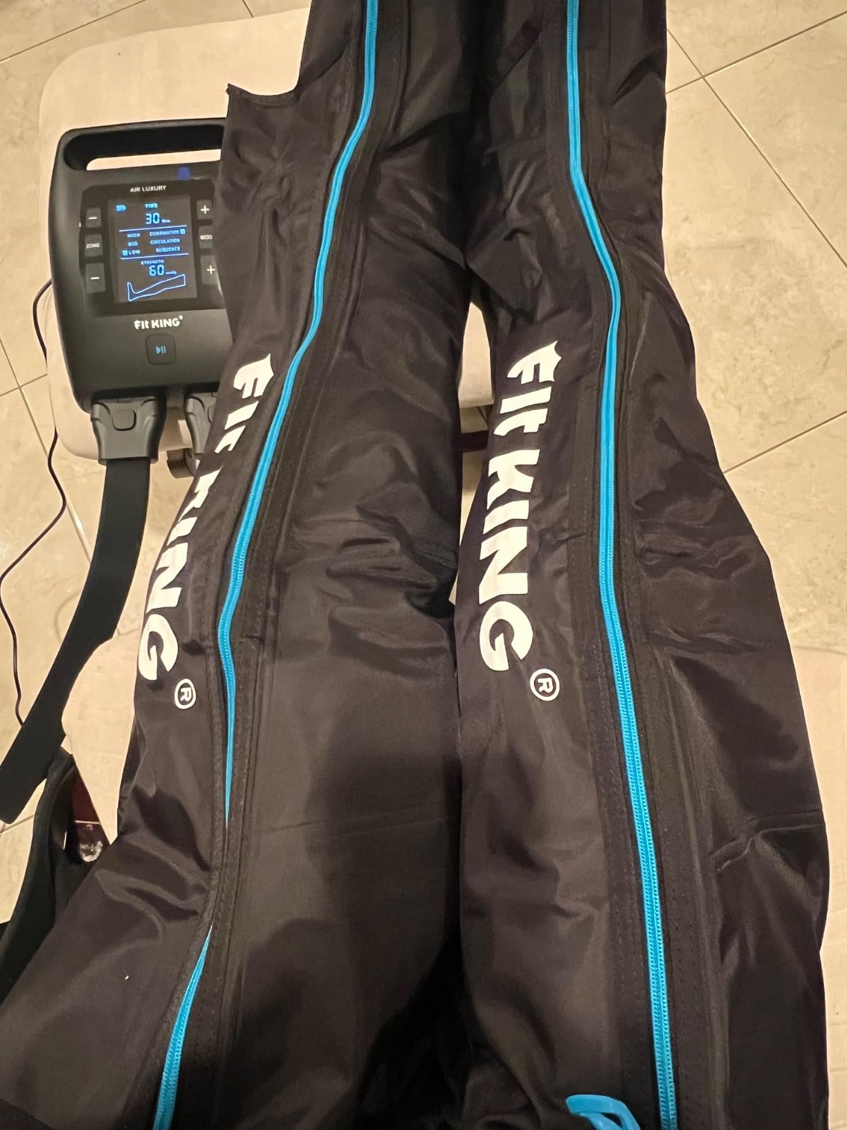 FIT KING Air Compression Recovery System, Cordless Full Leg Massager customer photo 1