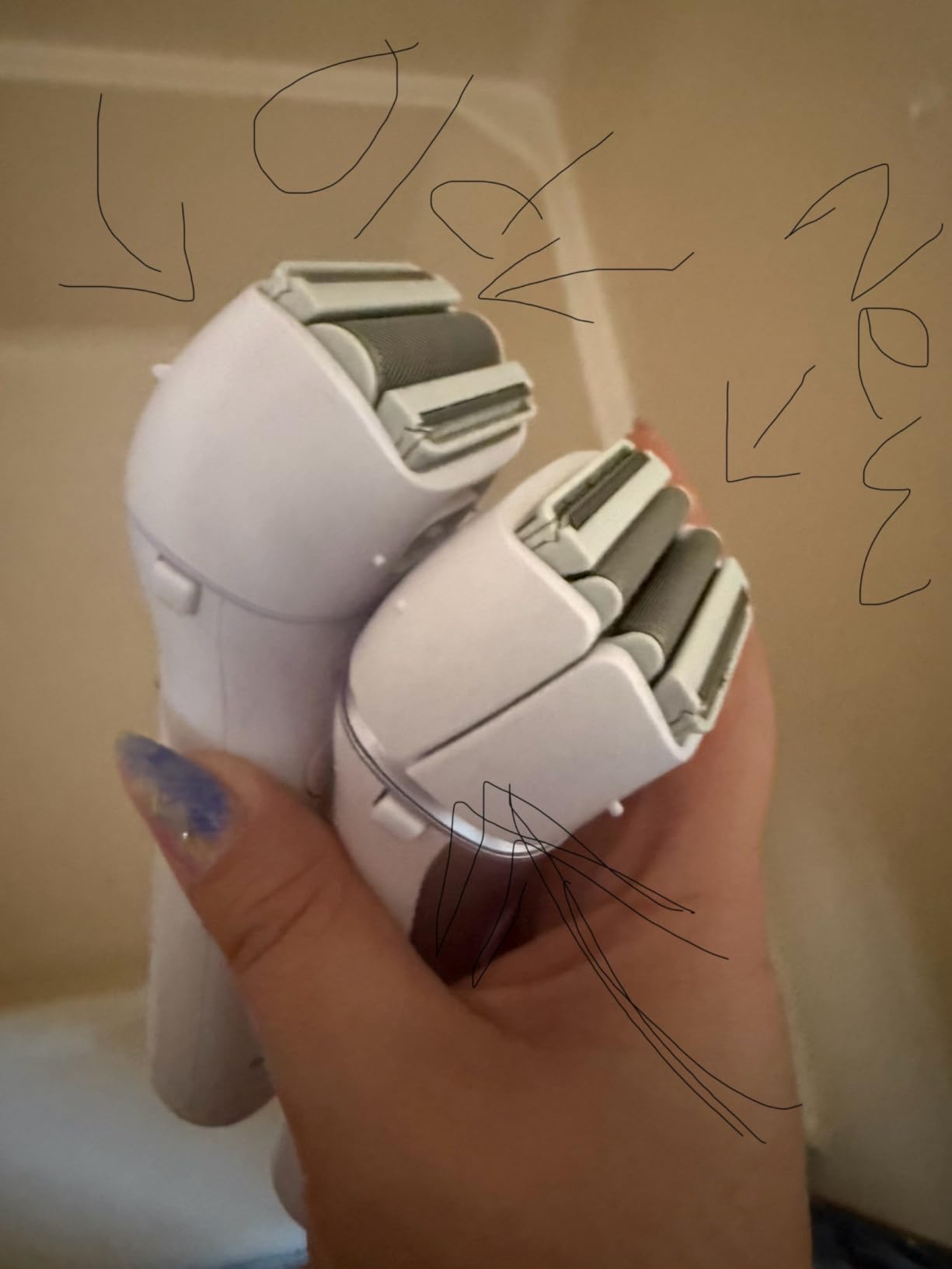 Panasonic Electric Shaver for Women, Cordless 4-Blade Shaver, Bikini Attachment, Pop-Up Trimmer, Wet-Dry Operation, Electric Razors for Women - ES-AWL8AV (Purple) customer photo 2