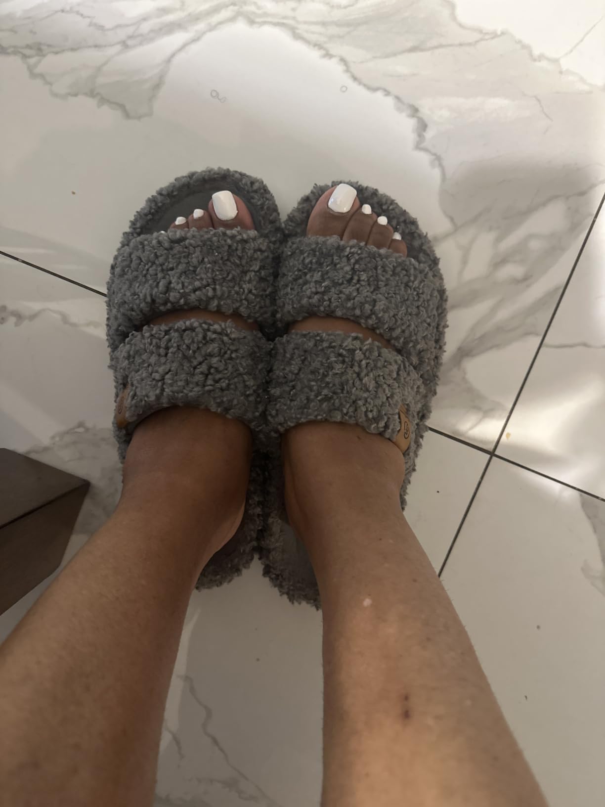 EverFoams Womens Fuzzy Open-toe Slippers Memory Foam Indoor House Shoes customer photo 2