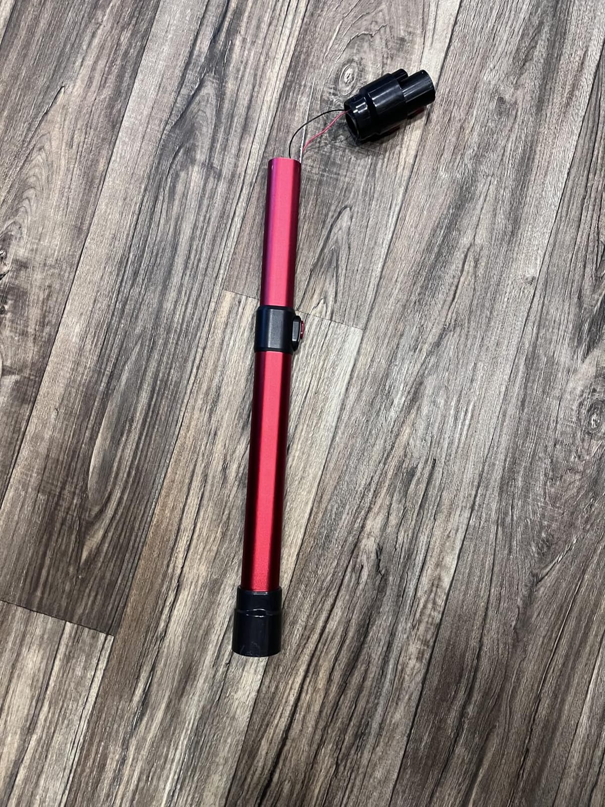 CHEBIO Lightweight Cordless Vacuum Cleaners for Home, Stick Vacuum Cordless Rechargeable with 45kPa Suction,45-Min Run,Anti-Tangle and Self-Stand, 6 in 1 Hardwood Vacuum Cleaner (red) customer photo 1