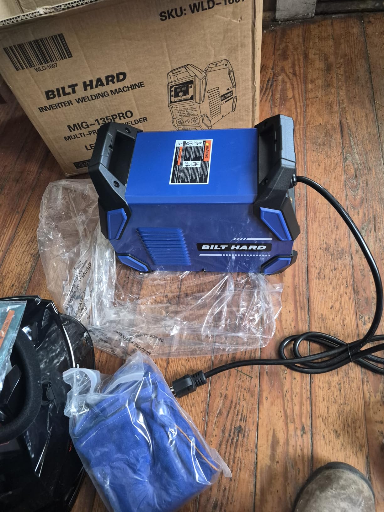 BILT HARD 135A 3-in-1 IGBT Inverter Welder, 110V Flux Core MIG/Lift TIG/Stick Welding Machine with Synergic Control, LED Display, 2T/4T/SPOT Modes & Full Kit (Solar Helmet) customer photo 2
