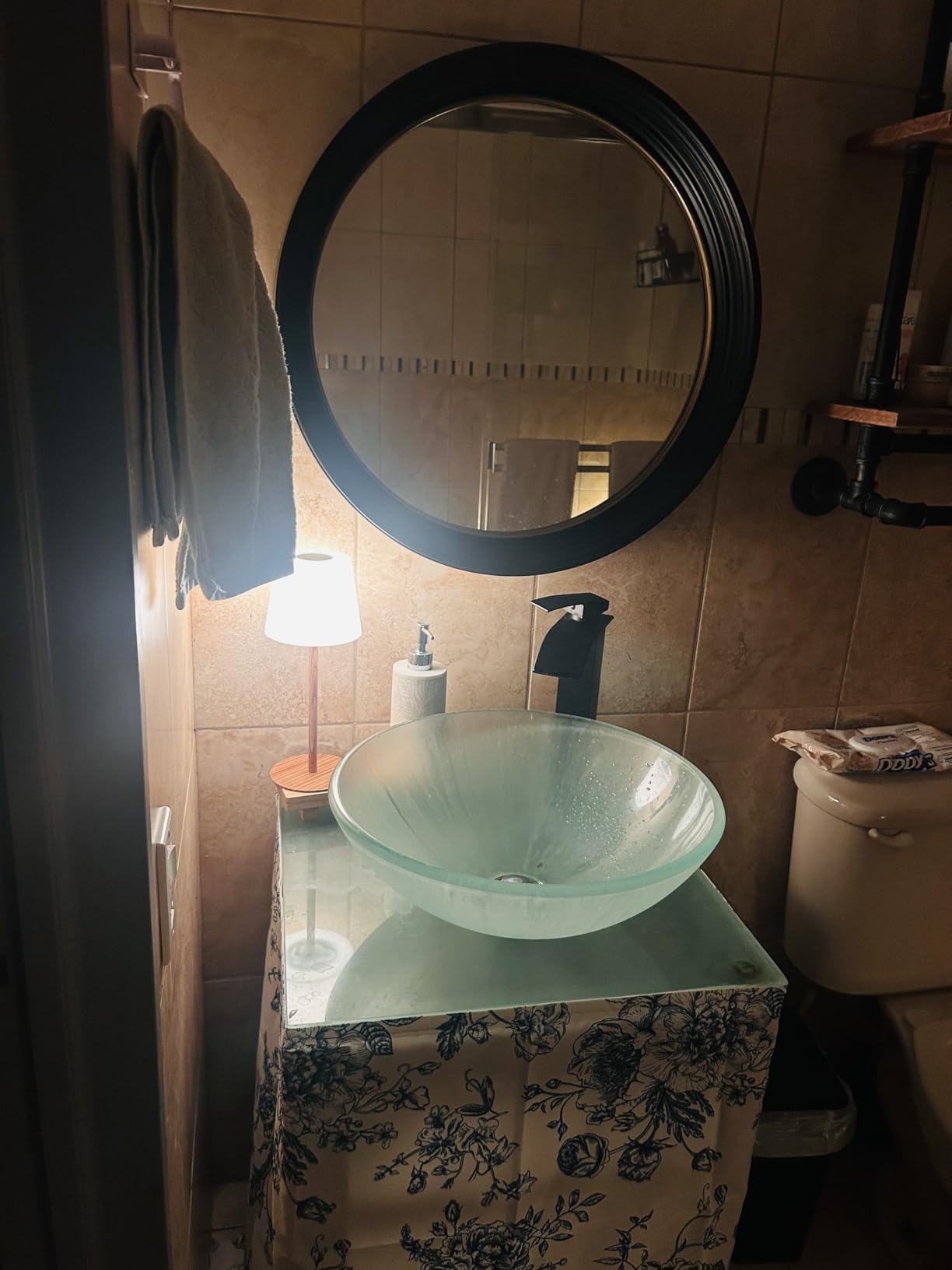 EZVALO Spa-Like Shower Lamp – IP65 Waterproof Bathroom Lamp, Rechargeable Cordless Mood Light, 3 Color Temps for Relaxing Bathroom & Bathtub Experience (1 Pack) customer photo 2