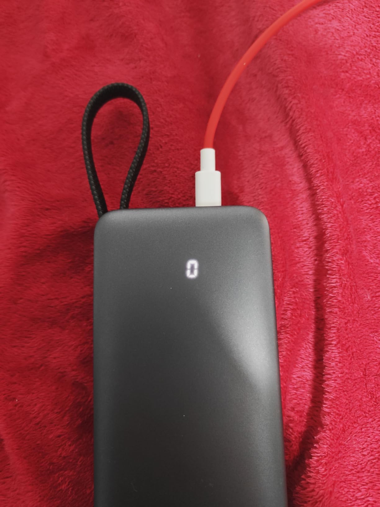 UGREEN Nexode 20000mAh 45W Power Bank, Built-in Cable for iPhone 17 Pro customer photo 1