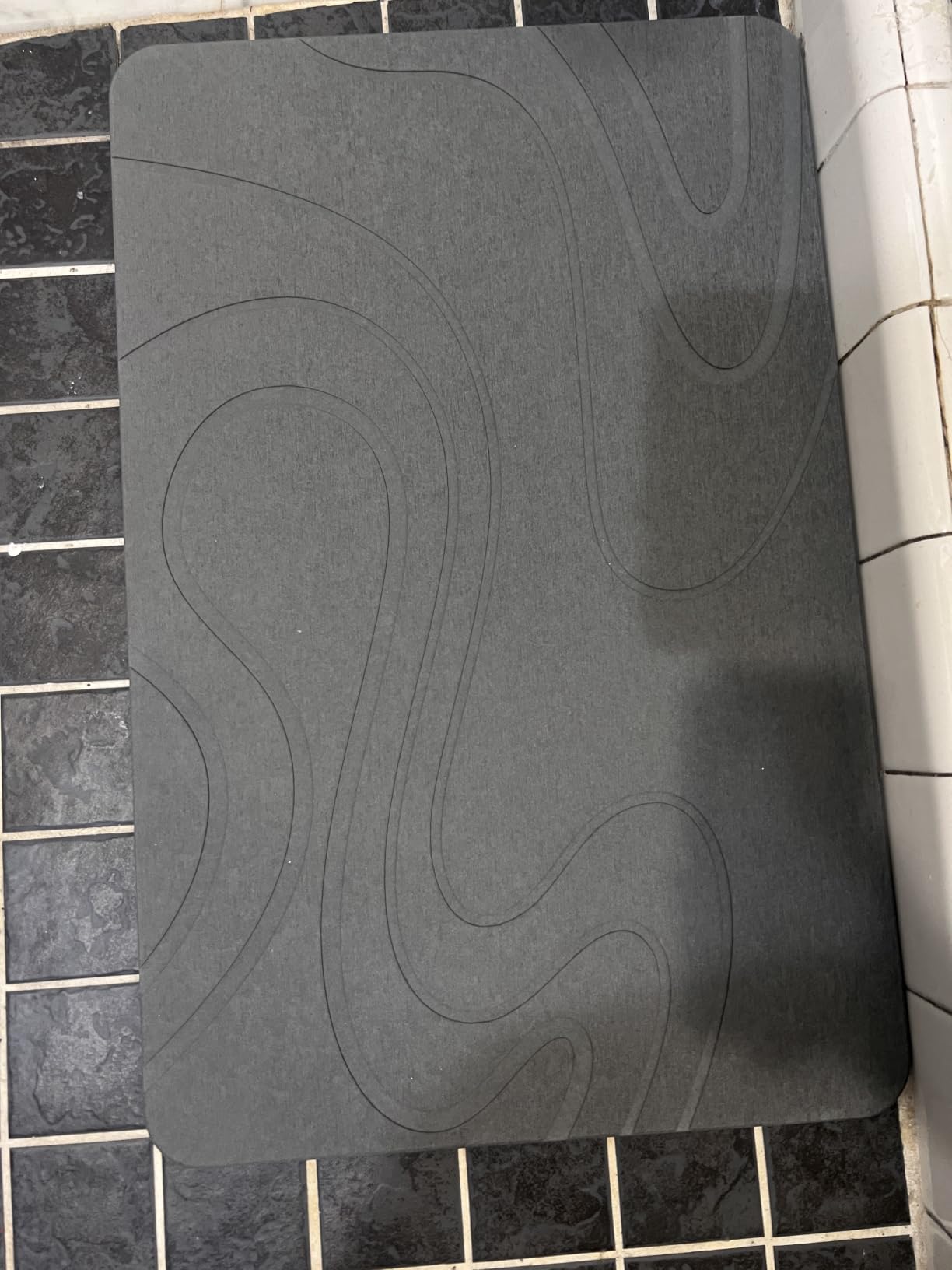 Veeloim Stone Bath Mat Diatomaceous Earth Shower Mat Non-Slip Super Absorbent Diatomite Stone Bath Mats for Bathroom Floor Quick Drying Natural Easy to Clean customer photo 2