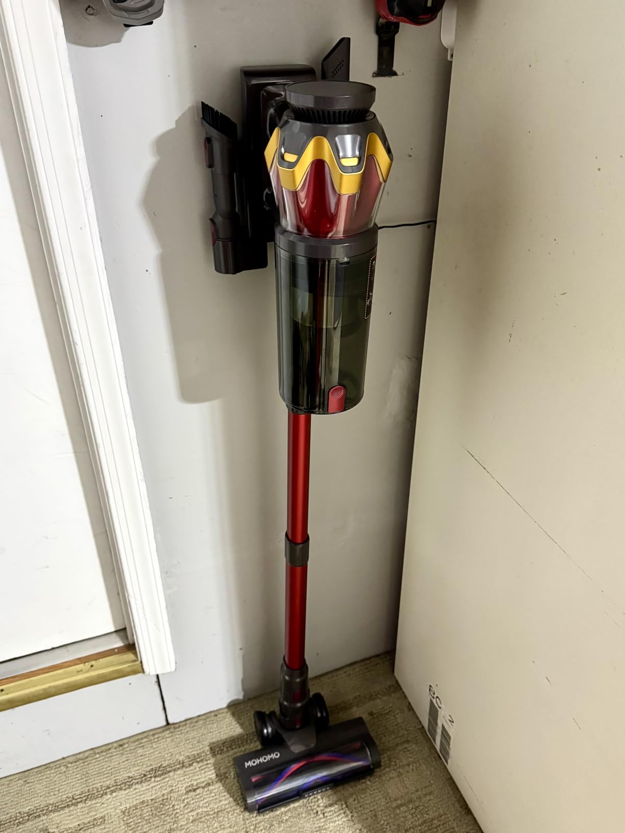 Cordless Vacuum Cleaner, 650W/55KPa 70Mins Vacuum Cleaners for Home, Self-Standing Stick Vacuum with Anti-Tangle Brush & OLED Touch Screen, Vacuum Cleaner for Hardwood Floors,Carpet,Pet Hair,Car (Red) customer photo 1