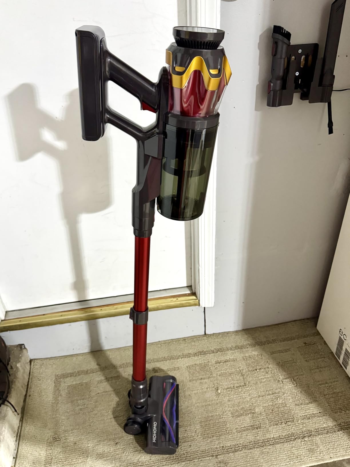 Cordless Vacuum Cleaner, 650W/55KPa 70Mins Vacuum Cleaners for Home, Self-Standing Stick Vacuum with Anti-Tangle Brush & OLED Touch Screen, Vacuum Cleaner for Hardwood Floors,Carpet,Pet Hair,Car (Red) customer photo 2