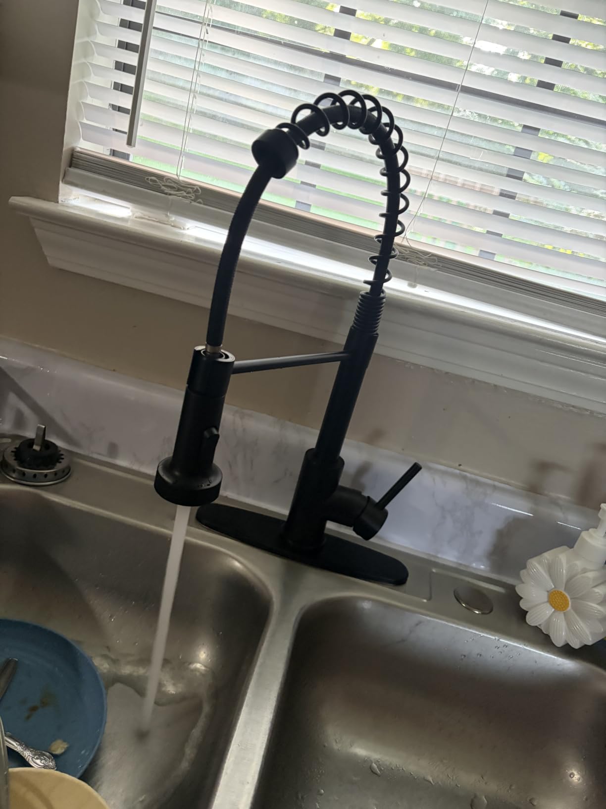 Kitchen Faucet with Pull Down Sprayer, Brushed Nickel customer photo 1