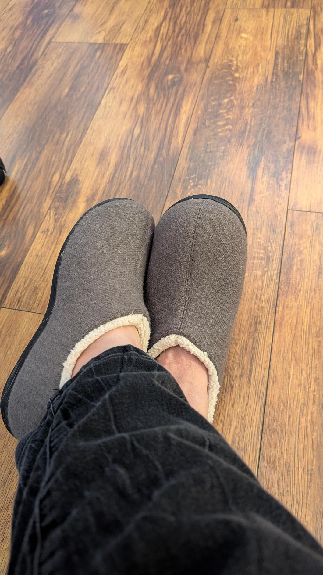 ULTRAIDEAS Women's Memory Foam Slippers Non-Slip Closed Back customer photo 1