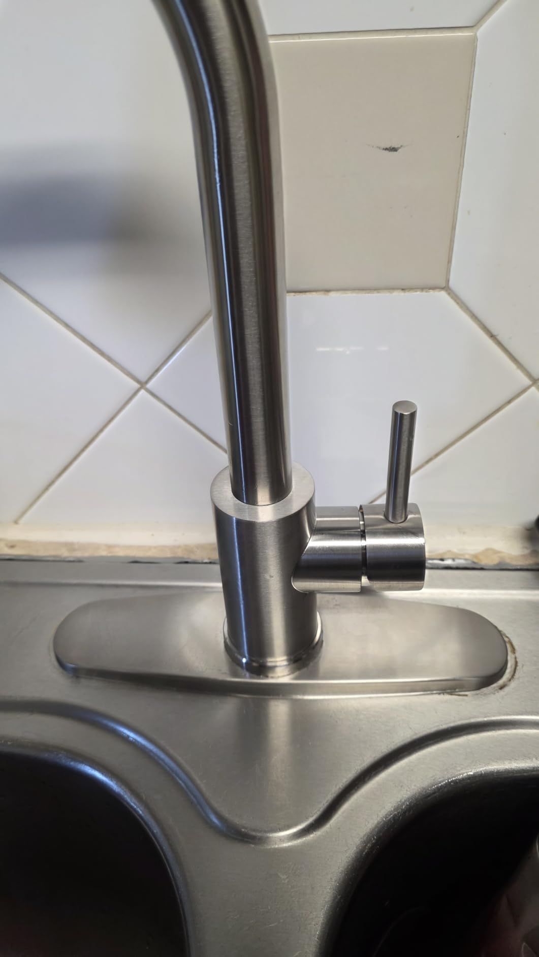 Brushed Nickel Kitchen Faucet with Pull Down Sprayer and Deck Plate customer photo 1