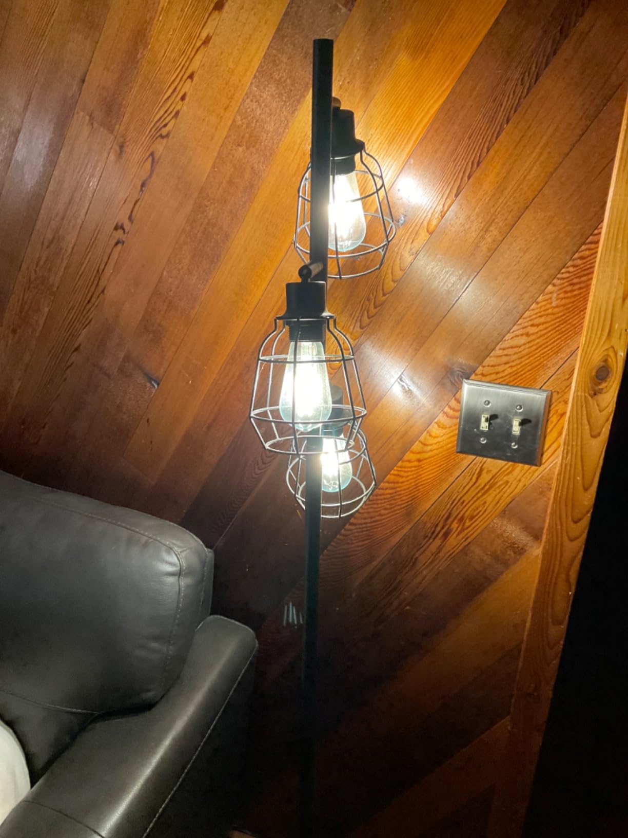 EDISHINE Floor Lamp with Table, Dimmable USB-A+Type-C Ports, Remote, Black customer photo 1