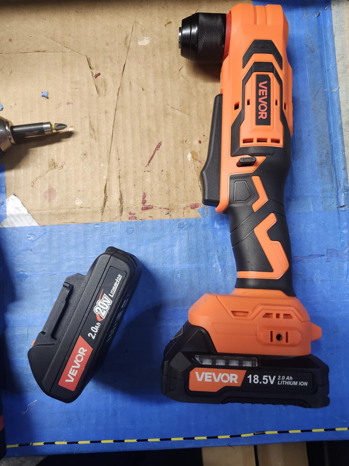 VEVOR Right Angle Drill, 3/8 Inch Chuck, 90 Degree Cordless Right Angle Drill with Brushless Motor, Battery, Charger, and Belt Clip, Adjustable Speed, for Fastening and Loosening in Tight Spaces customer photo 2