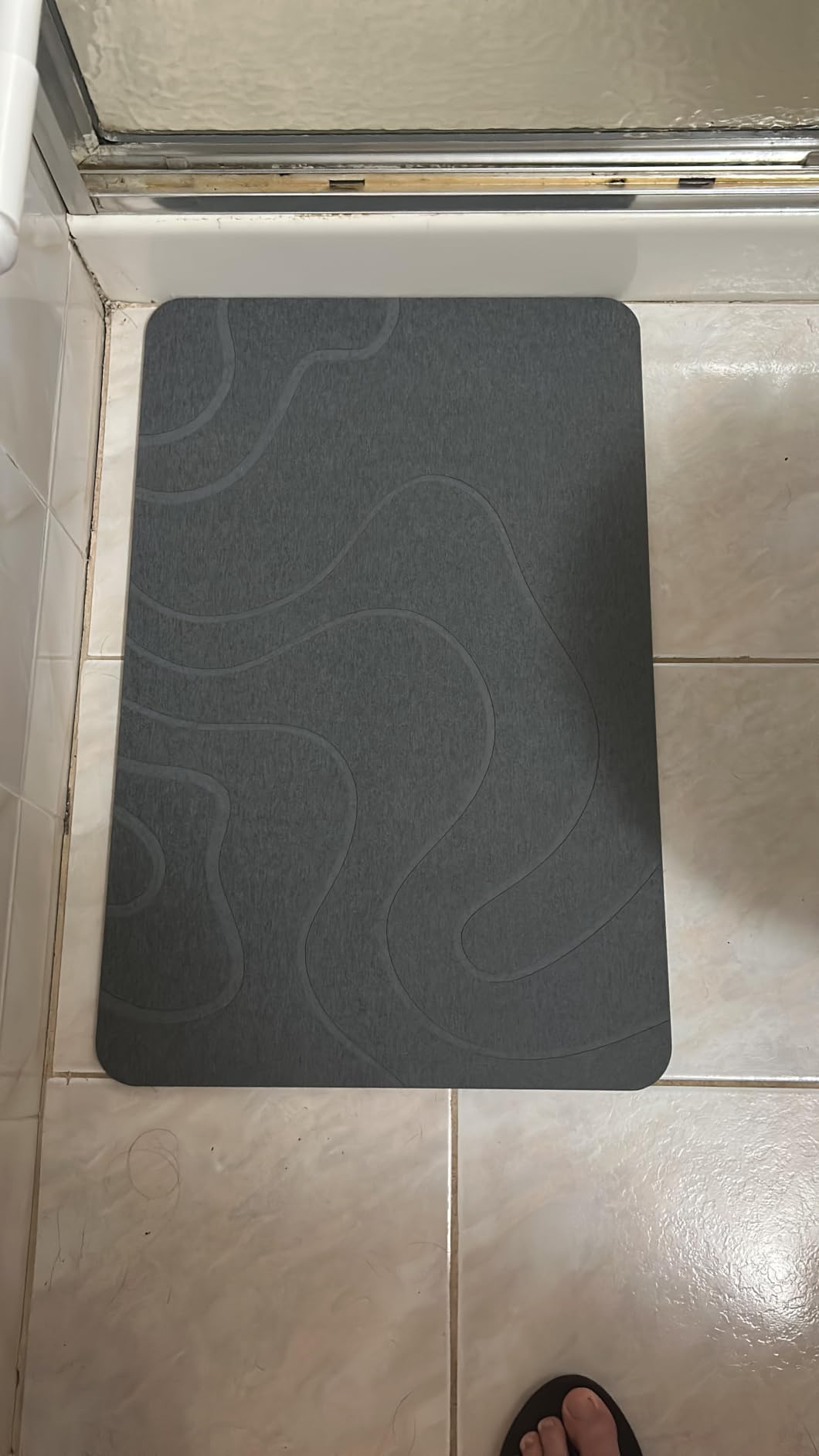 Stone Bath Mat for Bathroom, Diatomaceous Earth Shower Mat, Quick Dry, Grey customer photo 2