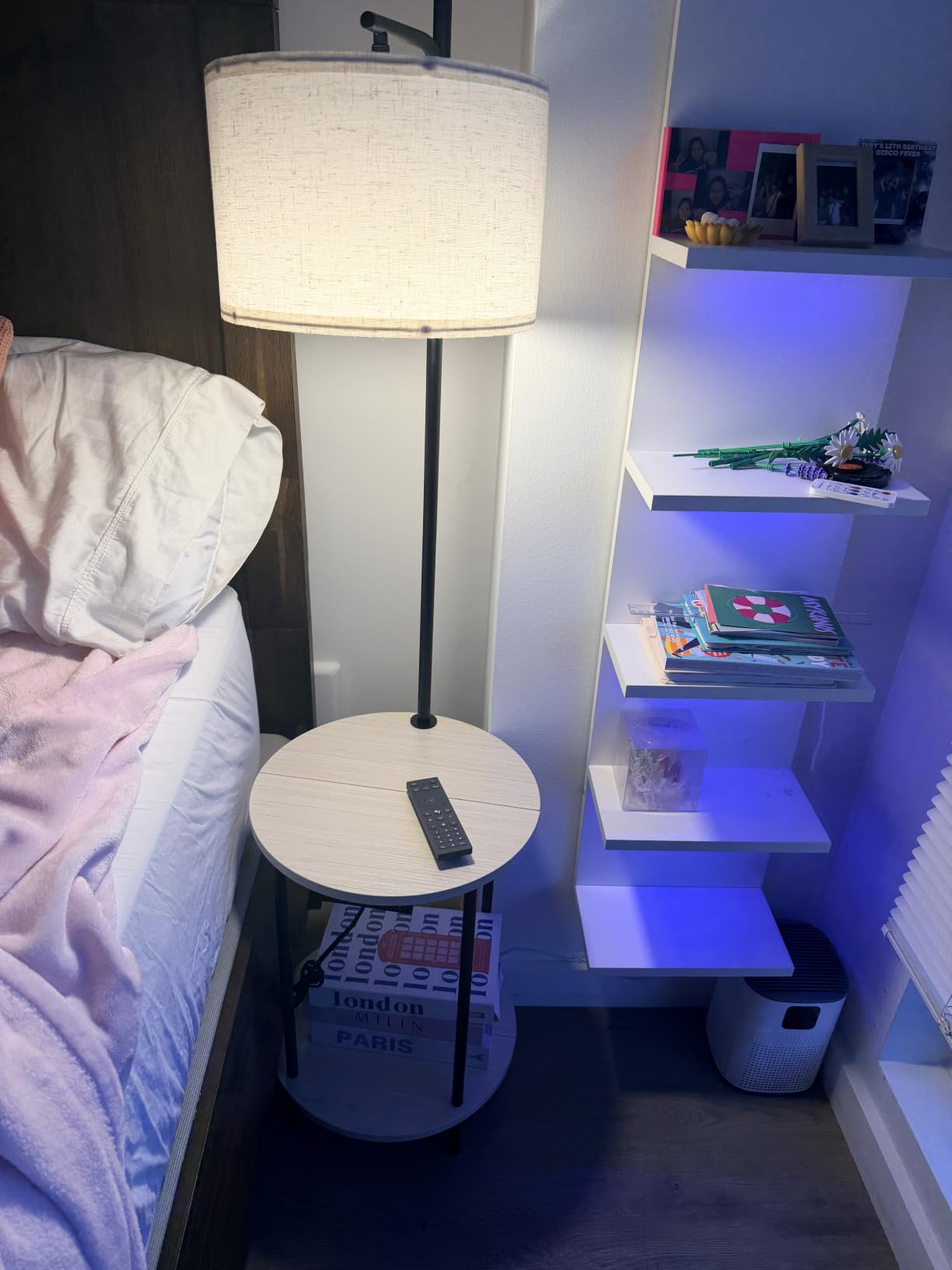 ONEWISH Floor Lamp with Table, USB/Type-C/AC Charging Ports, 9W LED Bulb, Round Table & Nightstand for Bedroom & Living Room(Black) customer photo 2