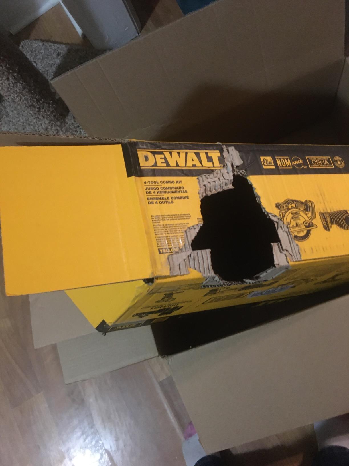 DEWALT 20V MAX Cordless Drill Driver and Circular Saw Combo Kit with 2 x 2 Ah Batteries and Charger, Contractor Bag (DCK252D2) customer photo 2