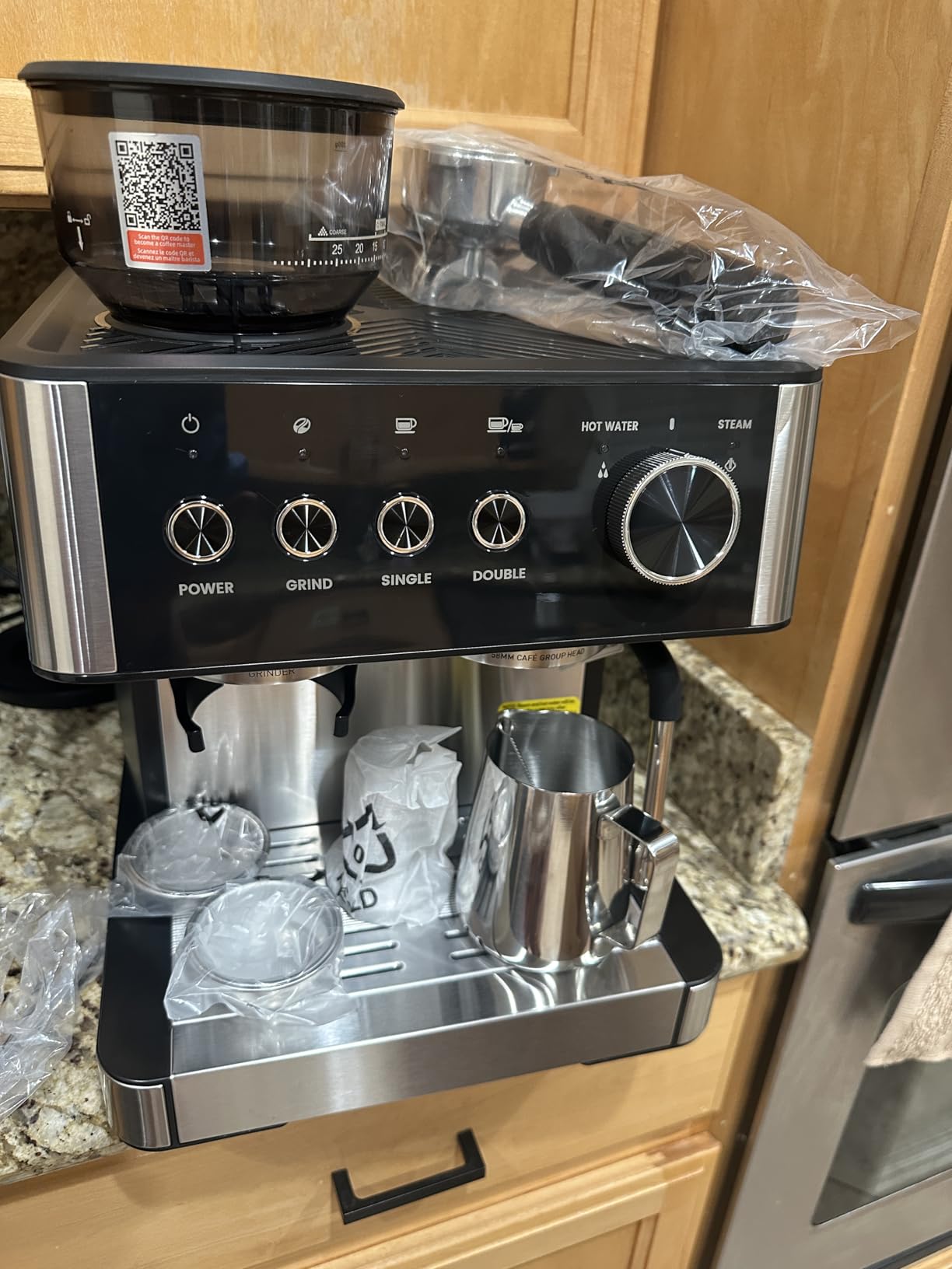 (2026 Upgrade) 15 Bar Espresso Machine with Built-in Anti-Clog Coffee Grinder, Expresso Coffee Machines with Milk Steam Wand/Frother/Tamping Tools,Espresso Maker with Grinder for Lattes-Almond customer photo 1